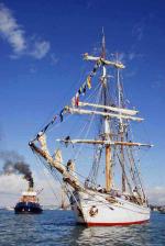 ID 4464 SOREN LARSEN and WILLIAM C. DALDY, Auckland Anniversary Day Regatta, NZ. SOREN LARSEN is a 125grt brigantine built in 1949 in Denmark. Although formerly registered in Colchester, England, she was for...